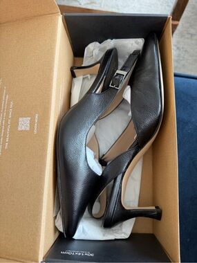 Naturalizer Felicia Black Leather Slingback Pointed-Toe Heels - 9W - New in Box